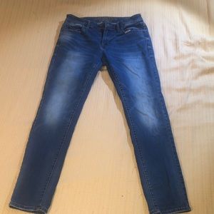 American Eagles Blue Jeans